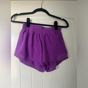 Lululemon hottie hot shorts (moonlit magenta)